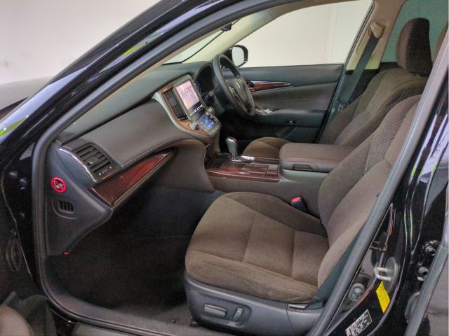 TOYOTA CROWN SEDAN 2013 Image 31