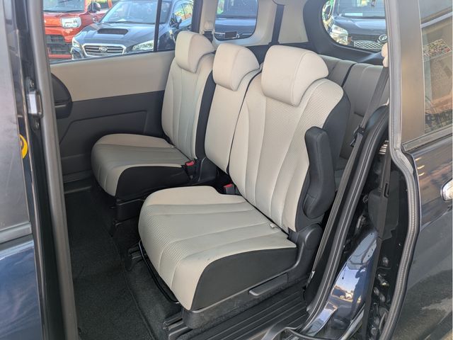 MAZDA PREMACY 2015 Image 31