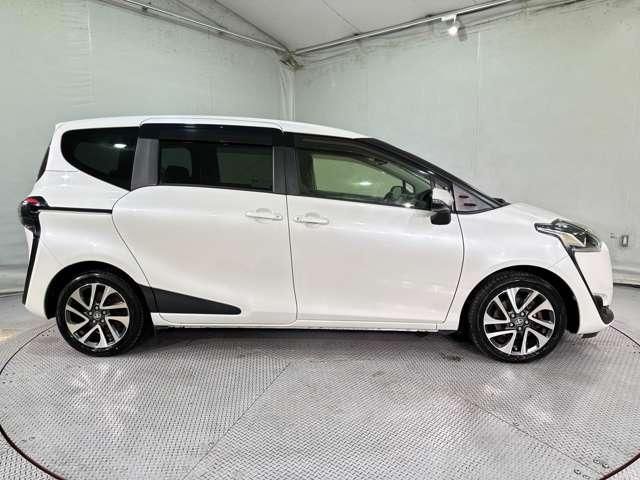 TOYOTA SIENTA 2015 Image 31