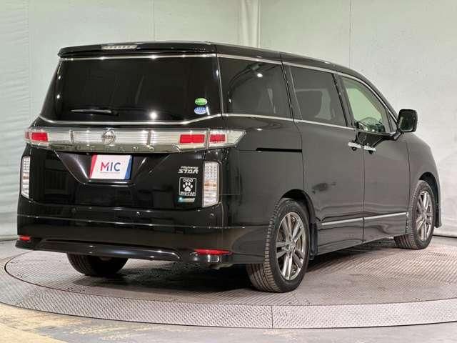 NISSAN ELGRAND 2012 Image 31
