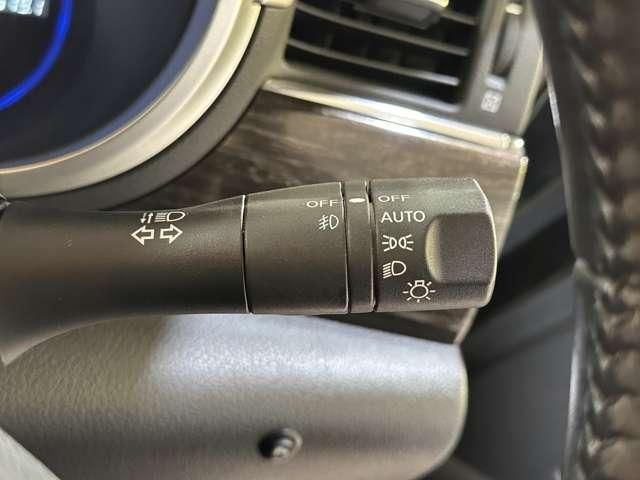 NISSAN ELGRAND 2012 Image 31