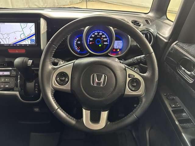 HONDA N BOX CUSTOM 2014 Image 31