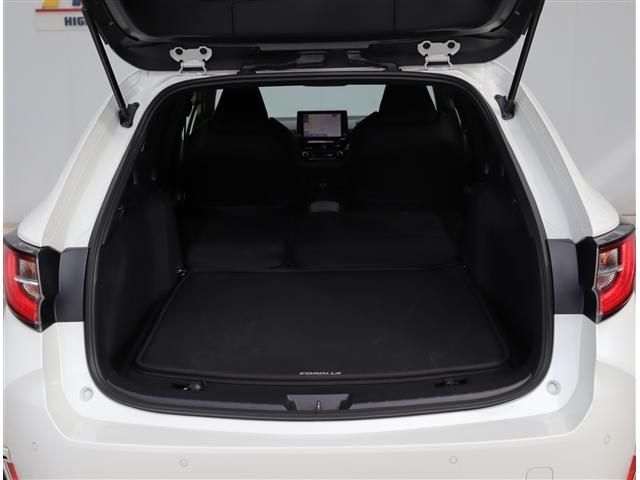 TOYOTA COROLLA TOURING HYBR 2020 Image 31