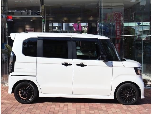 HONDA N BOX CUSTOM 2022 Image 31