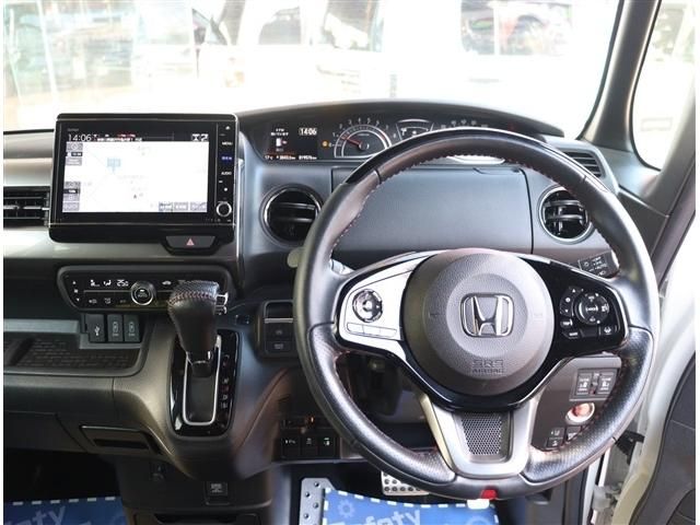 HONDA N BOX CUSTOM 2022 Image 31