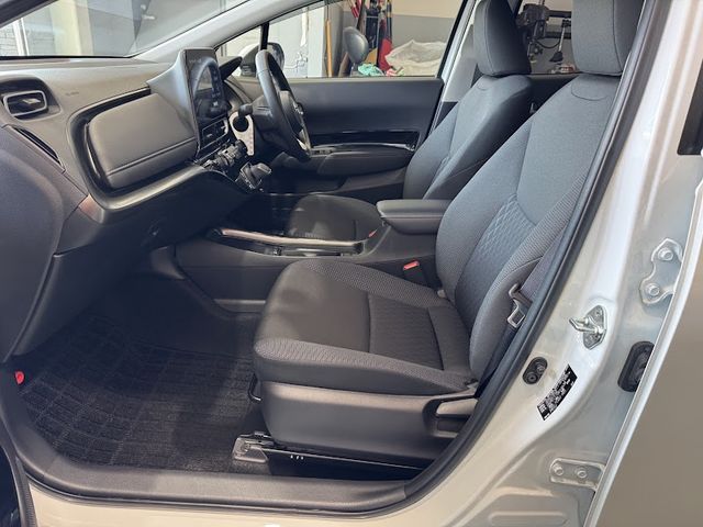 TOYOTA AQUA 2024 Image 31