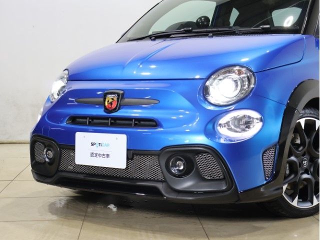 FIAT ABARTH 695 2023 Image 31