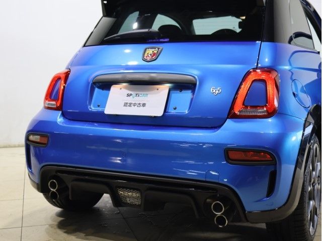 FIAT ABARTH 695 2023 Image 31