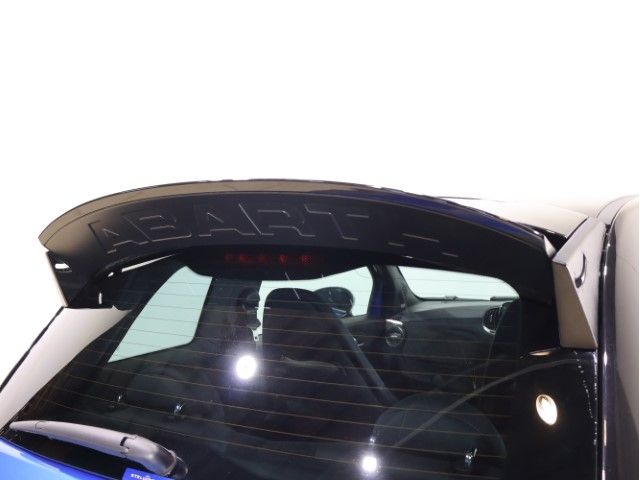 FIAT ABARTH 695 2023 Image 31