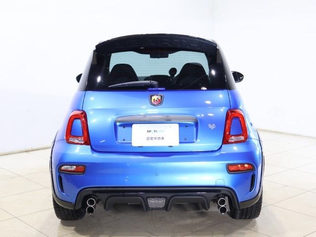 FIAT ABARTH 695 2023 Image 31