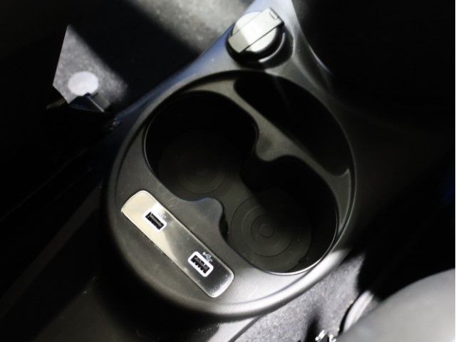 FIAT ABARTH 695 2023 Image 31