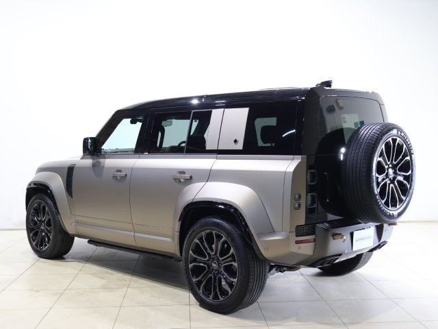 ROVER DEFENDER 2025 Image 31