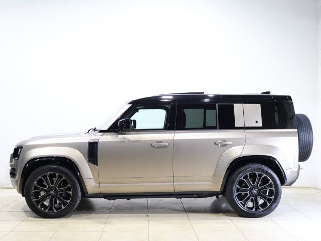 ROVER DEFENDER 2025 Image 31