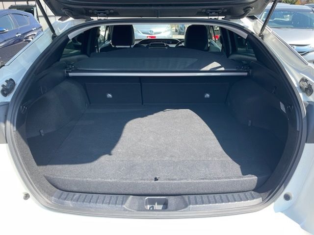 TOYOTA PRIUS PHV 2020 Image 31