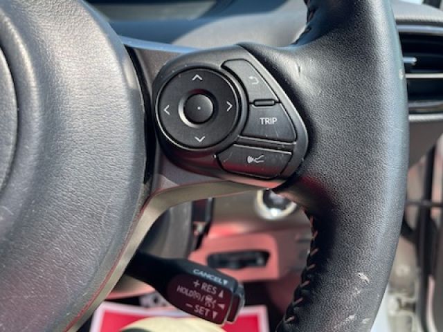 TOYOTA PRIUS PHV 2020 Image 31