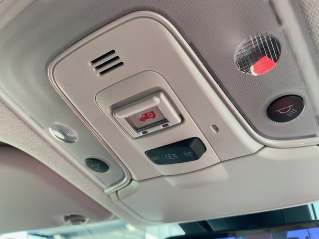 TOYOTA PRIUS PHV 2020 Image 31