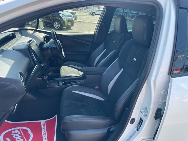 TOYOTA PRIUS PHV 2020 Image 31