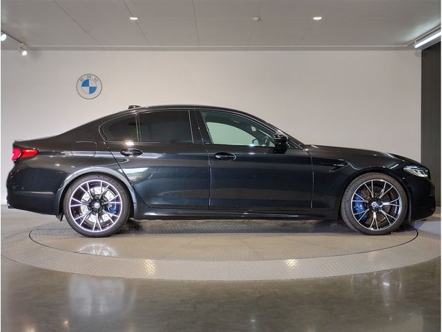 BMW M5 2023 Image 31