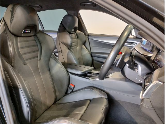 BMW M5 2023 Image 31