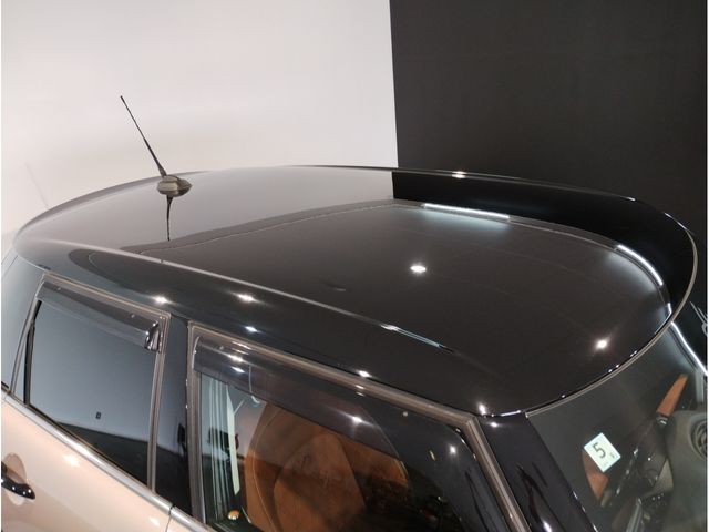 BMW MINI COOPER SD 5DOOR 2022 Image 31