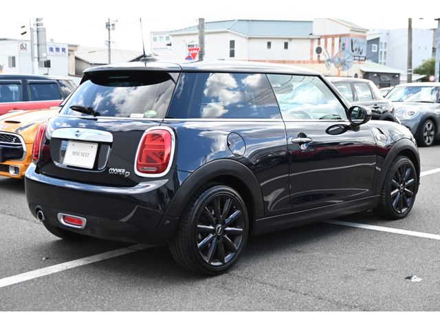 BMW MINI COOPER D 2021 Image 31