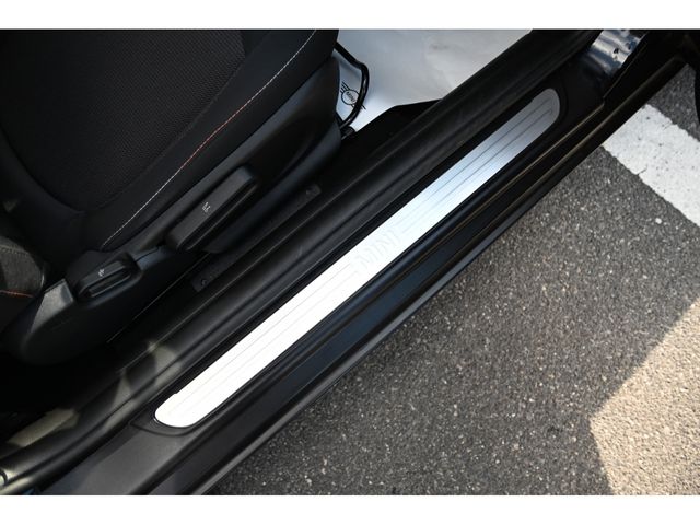 BMW MINI COOPER D 2021 Image 31