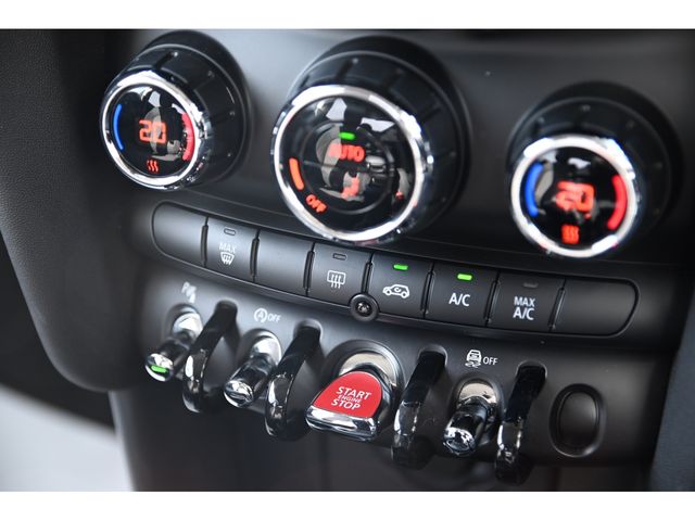 BMW MINI COOPER D 2021 Image 31