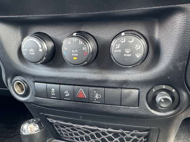 JEEP WRANGLER UNLIMI 2015 Image 31