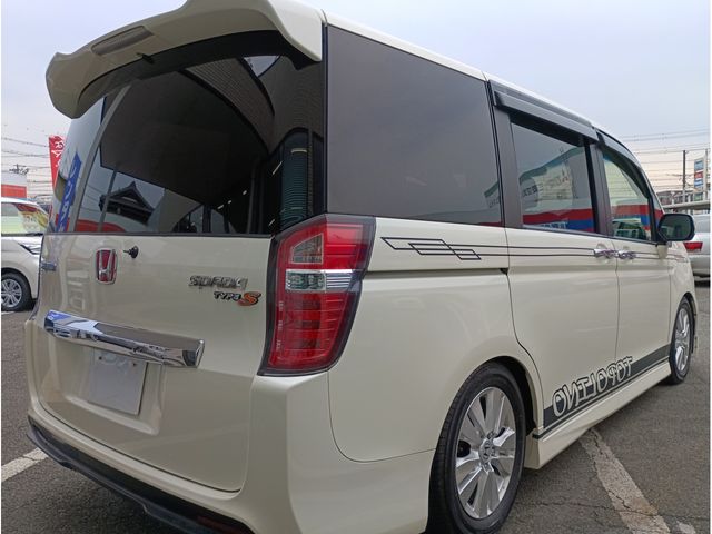 HONDA STEPWAGON SPADA 2011 Image 31