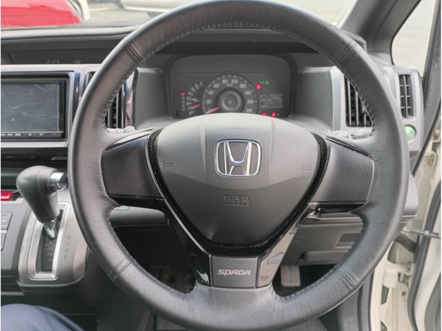 HONDA STEPWAGON SPADA 2011 Image 31