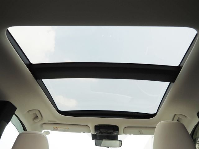 TOYOTA LEXUS RX450H+ 2023 Image 31