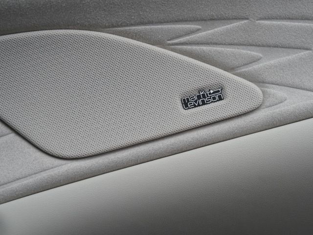 TOYOTA LEXUS RX450H+ 2023 Image 31