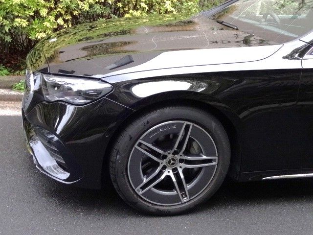 MERCEDES BENZ E CLAS 2024 Image 31