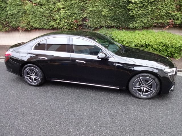 MERCEDES BENZ E CLAS 2024 Image 31