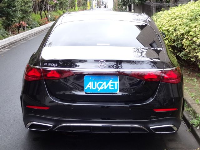 MERCEDES BENZ E CLAS 2024 Image 31