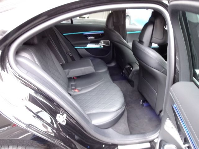 MERCEDES BENZ E CLAS 2024 Image 31