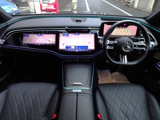 MERCEDES BENZ E CLAS 2024 Image 31