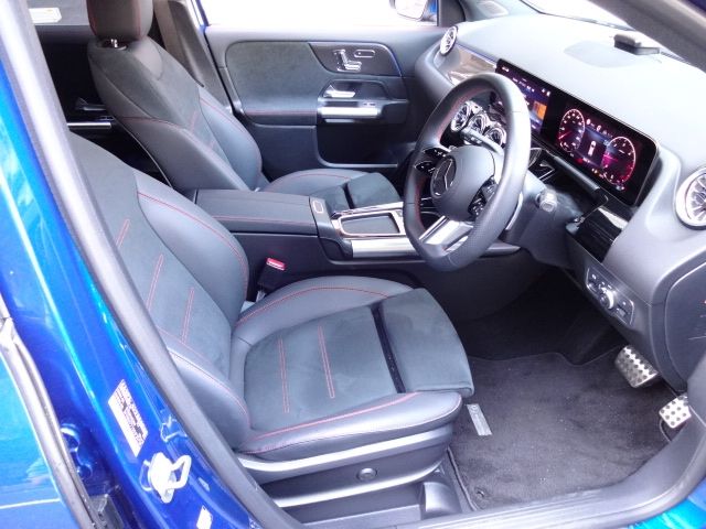 MERCEDES BENZ GLA CL 2025 Image 31