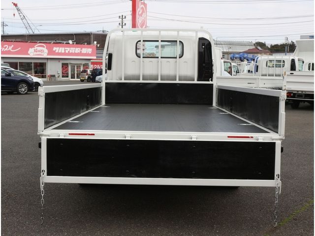 ISUZU ELF 2021 Image 31