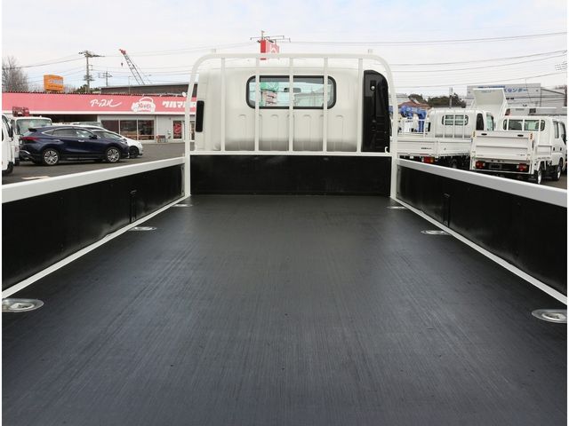 ISUZU ELF 2021 Image 31