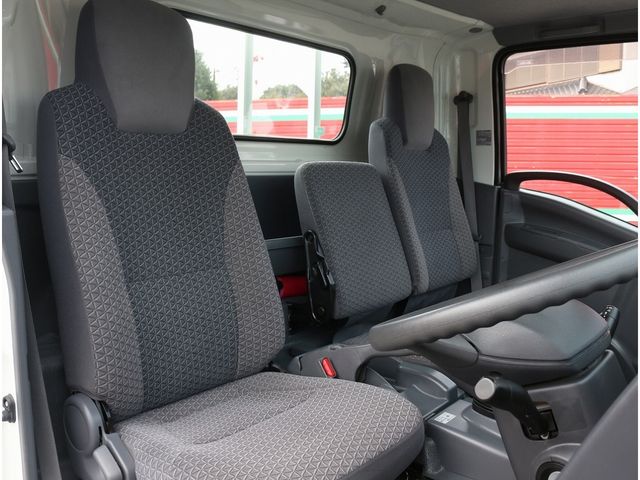 ISUZU ELF 2021 Image 31