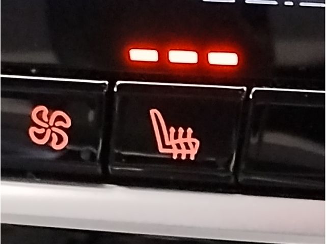 BMW 5SERIES SEDAN 2022 Image 31