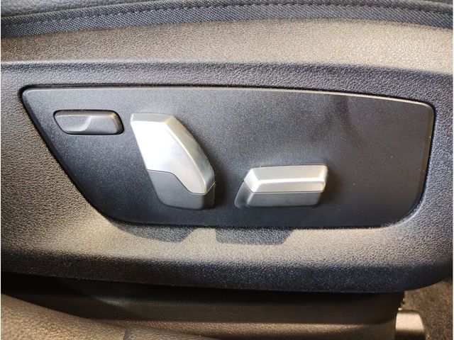 BMW 5SERIES SEDAN 2022 Image 31