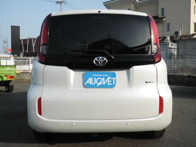 TOYOTA SIENTA HYBRID 2025 Image 31