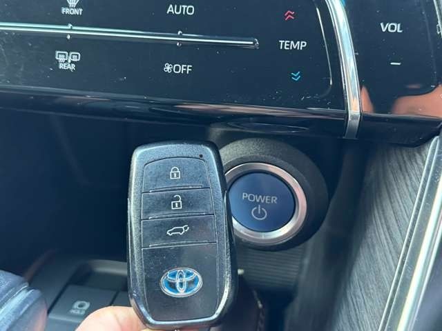 TOYOTA HARRIER HYBRID 2021 Image 31