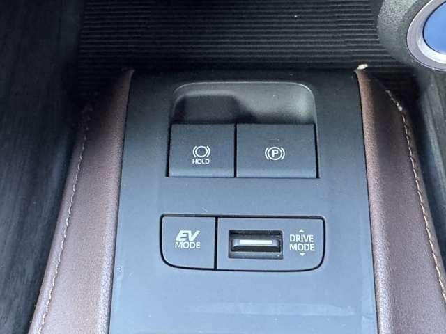 TOYOTA HARRIER HYBRID 2021 Image 31