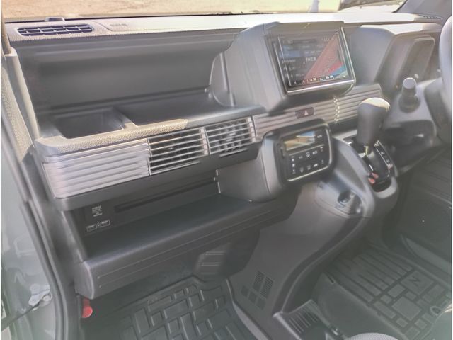 HONDA N-VAN 2025 Image 31