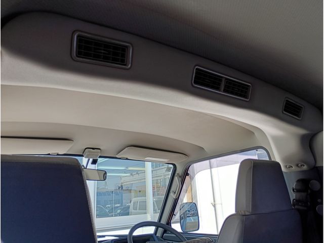 MAZDA BONGO WAGON 1998 Image 31