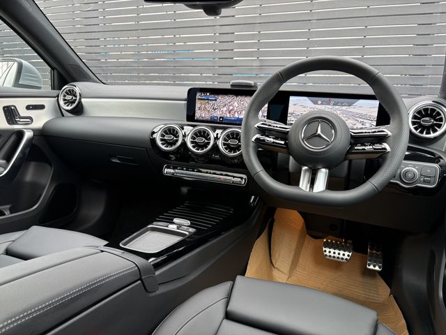 MERCEDES BENZ A CLAS 2025 Image 31