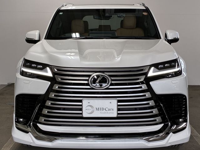 TOYOTA LEXUS LX600 2024 Image 31